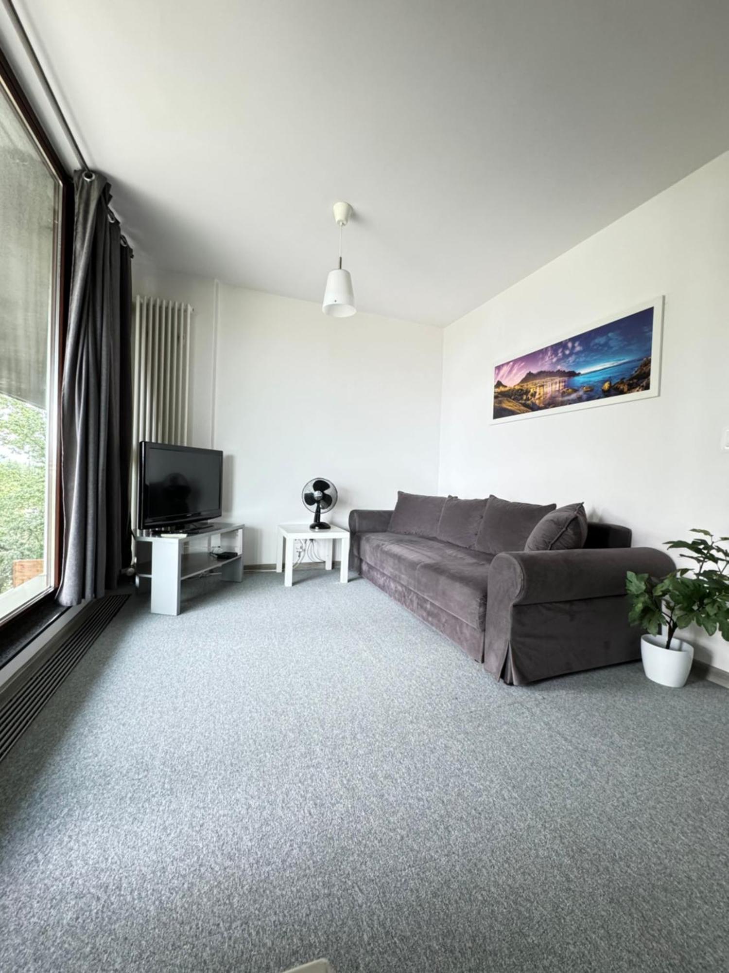 Two Rooms Apartment Triton Park Warsaw Exterior photo